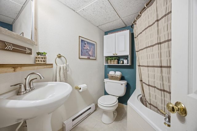 90 25th Avenue N, Fargo, ND 58102
