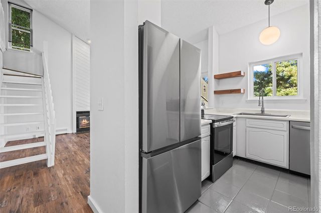 7977 Countryside Drive 107, Niwot, CO 80503