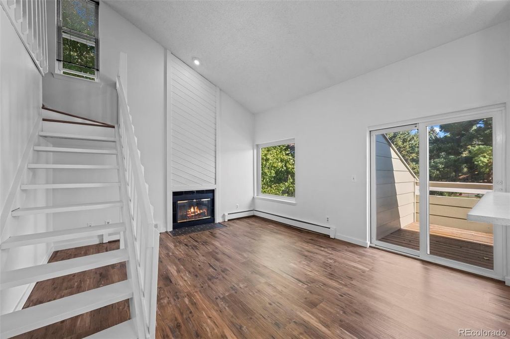 7977 Countryside Drive 107, Niwot, CO 80503