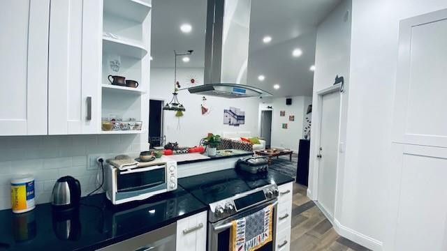 4235 NW 56th Drive, Coconut Creek, FL 33073