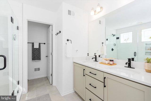 301 HOMER CT, Martinsburg, WV 25403