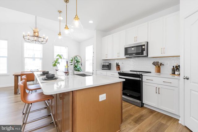 301 HOMER CT, Martinsburg, WV 25403