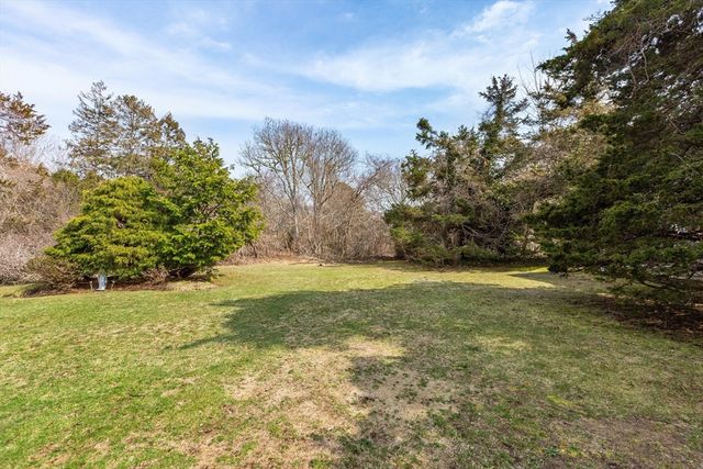 49 Doane Rd, Harwich, MA 02646