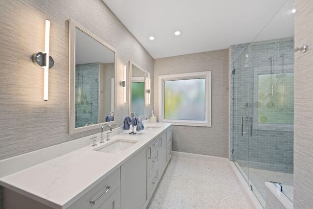 11515 Riviera Drive, New Buffalo, MI 49117