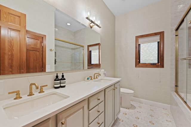 11515 Riviera Drive, New Buffalo, MI 49117