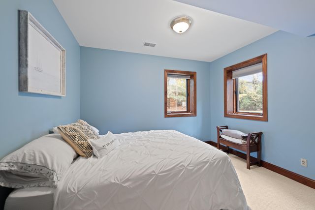 11515 Riviera Drive, New Buffalo, MI 49117