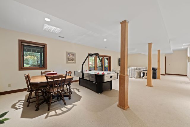 11515 Riviera Drive, New Buffalo, MI 49117