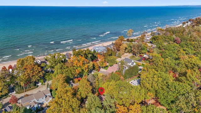 11515 Riviera Drive, New Buffalo, MI 49117