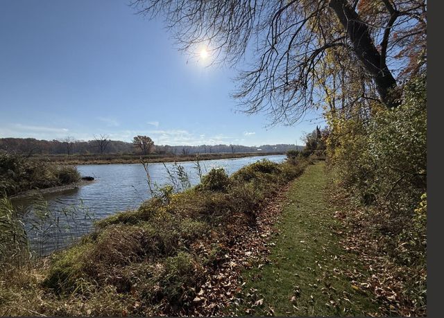 11515 Riviera Drive, New Buffalo, MI 49117