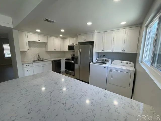 1176 Denver Lane C, El Cajon, CA 92021