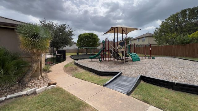 357 Nottingham LOOP, Kyle, TX 78640