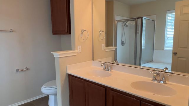 357 Nottingham LOOP, Kyle, TX 78640