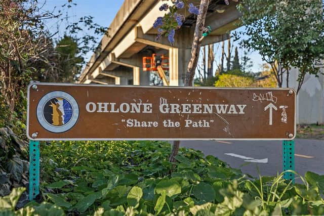 1447 1447 Kains Ave, Berkeley, CA 94702