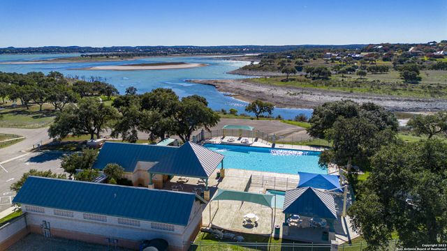 150 Riddle, Spring Branch, TX 78070