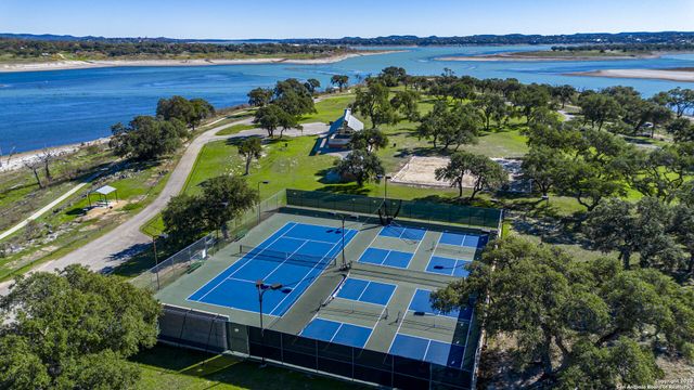 150 Riddle, Spring Branch, TX 78070