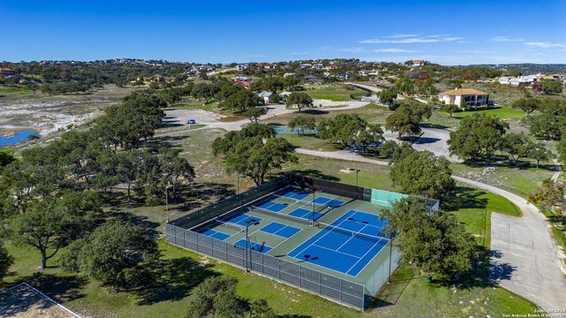 150 Riddle, Spring Branch, TX 78070