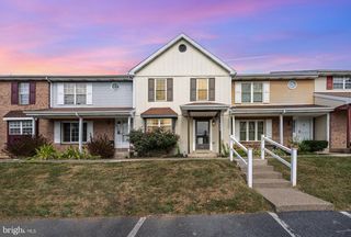 5434 AUTUMN DR, Harrisburg, PA 17111