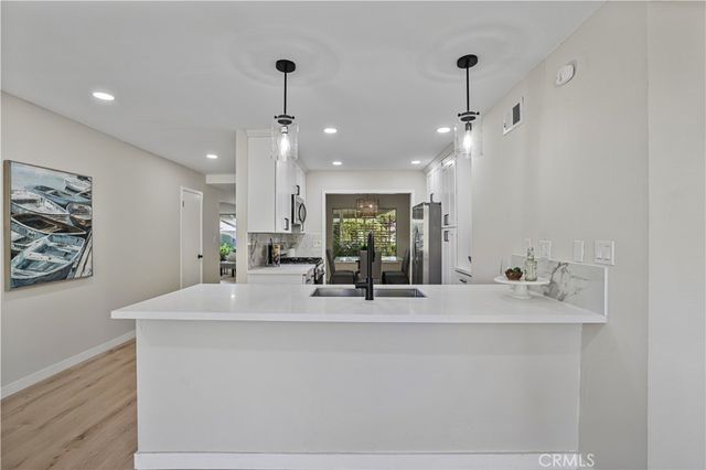 19615 Cedarcreek, Canyon Country, CA 91351