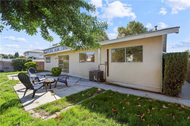 19615 Cedarcreek, Canyon Country, CA 91351