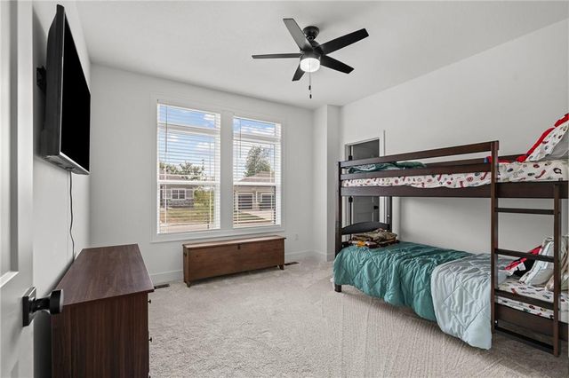 11808 E 231st Street, Peculiar, MO 64078