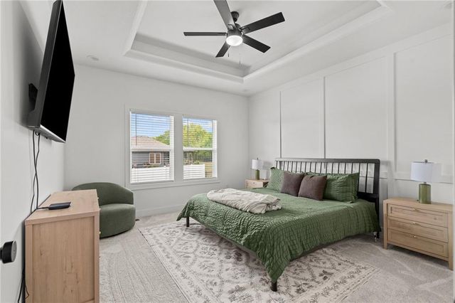 11808 E 231st Street, Peculiar, MO 64078