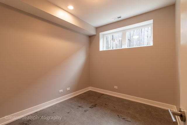 1221 E Marquette Road, Chicago, IL 60637
