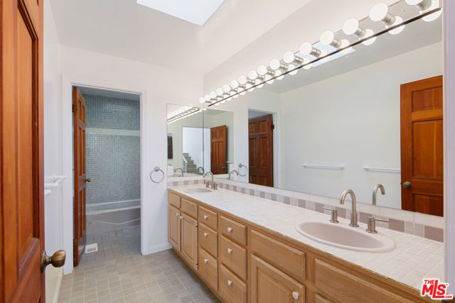 31763 Cottontail Lane, Malibu, CA 90265