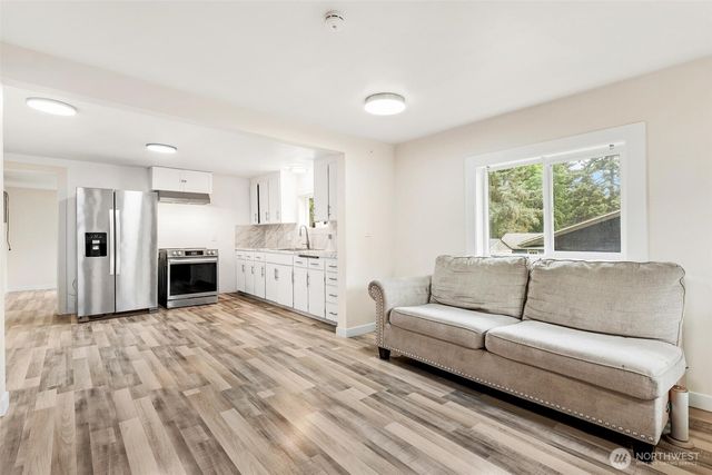 4434 Forest Drive, Everett, WA 98203