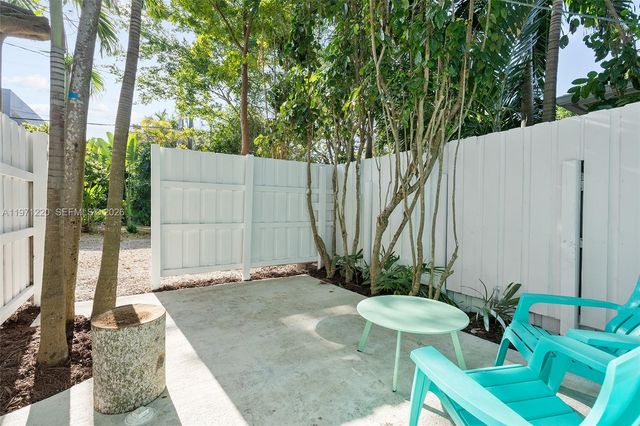 2345 Trapp Ave, Coconut Grove, FL 33133