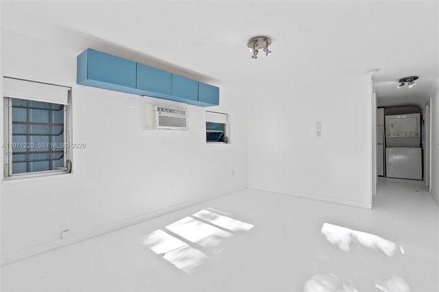 2345 Trapp Ave, Coconut Grove, FL 33133