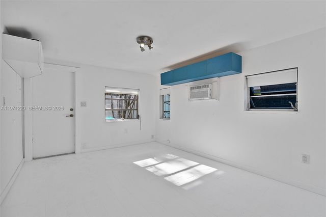 2345 Trapp Ave, Coconut Grove, FL 33133