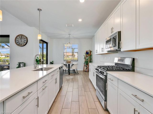 20438 Napa LOOP, Estero, FL 33928