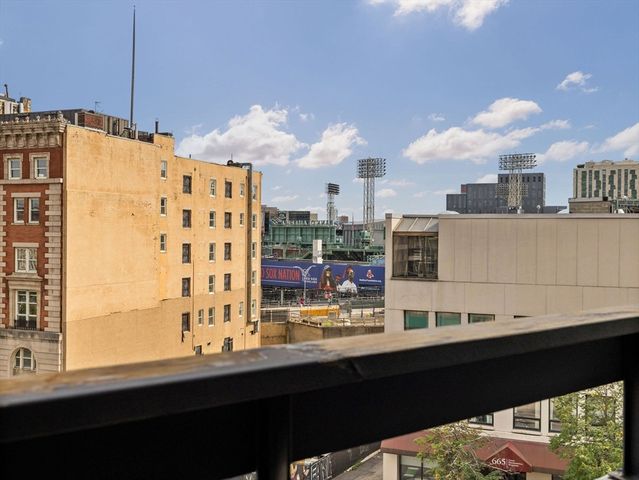 566 Commonwealth Ave 401, Boston, MA 02215