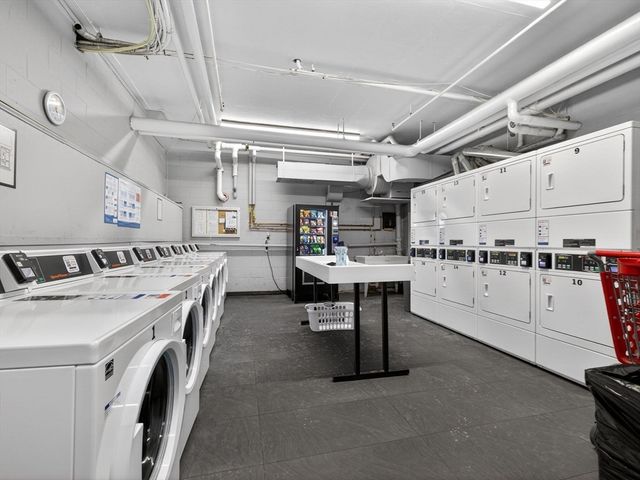 566 Commonwealth Ave 401, Boston, MA 02215