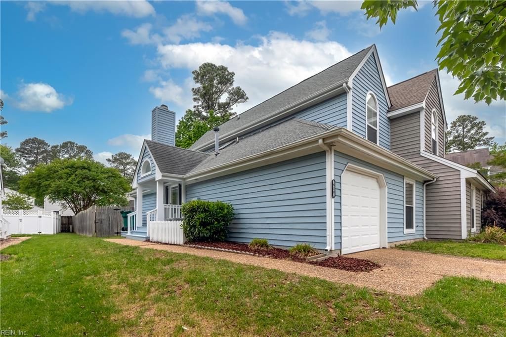 918 Woodcreek DR, Newport News, VA 23608