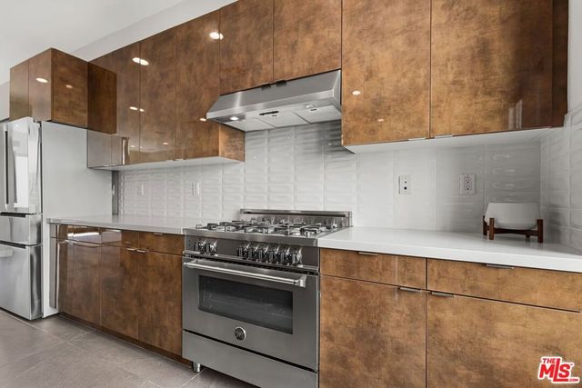 19 Ebb Tide Circle, Newport Beach, CA 92663