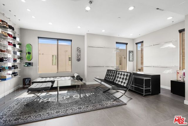 19 Ebb Tide Circle, Newport Beach, CA 92663