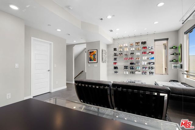 19 Ebb Tide Circle, Newport Beach, CA 92663