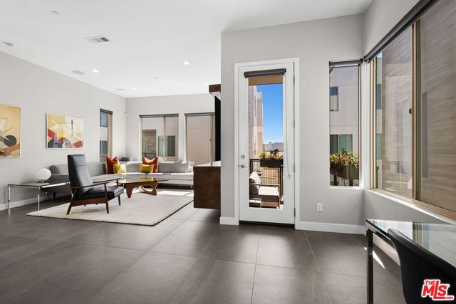 19 Ebb Tide Circle, Newport Beach, CA 92663