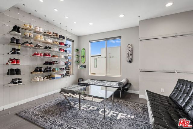 19 Ebb Tide Circle, Newport Beach, CA 92663