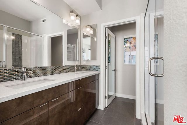 19 Ebb Tide Circle, Newport Beach, CA 92663