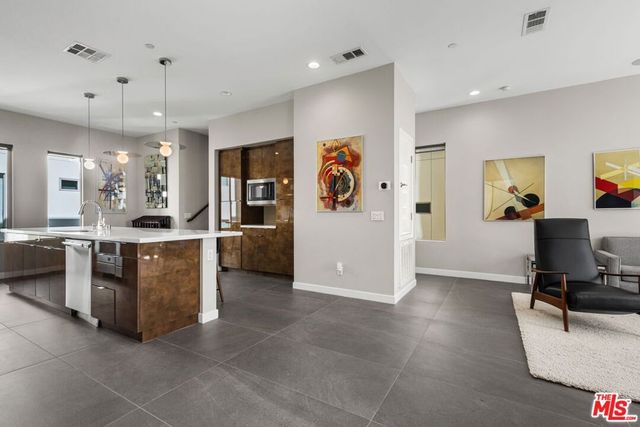 19 Ebb Tide Circle, Newport Beach, CA 92663