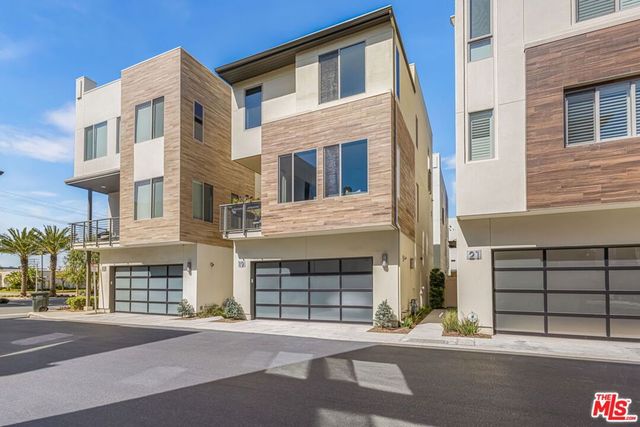 19 Ebb Tide Circle, Newport Beach, CA 92663