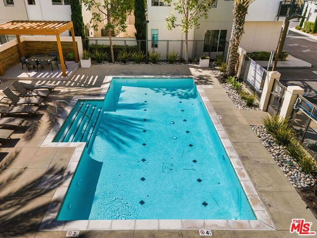 19 Ebb Tide Circle, Newport Beach, CA 92663