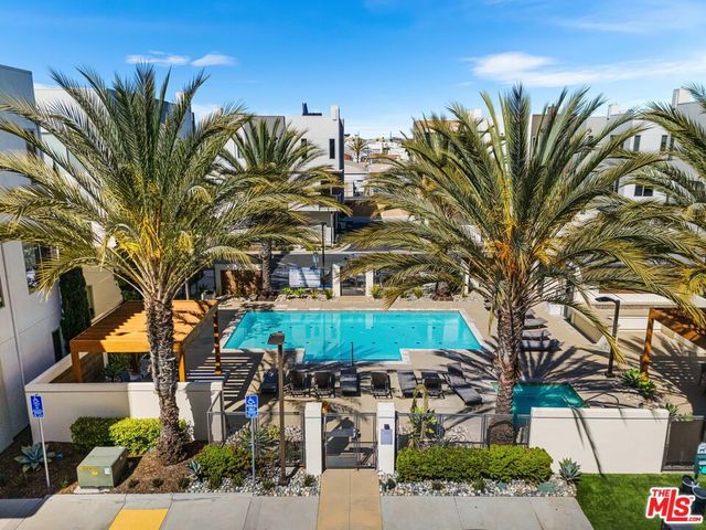 19 Ebb Tide Circle, Newport Beach, CA 92663