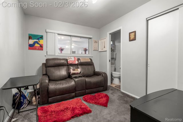 8512 Norborne Avenue, Dearborn Heights, MI 48127