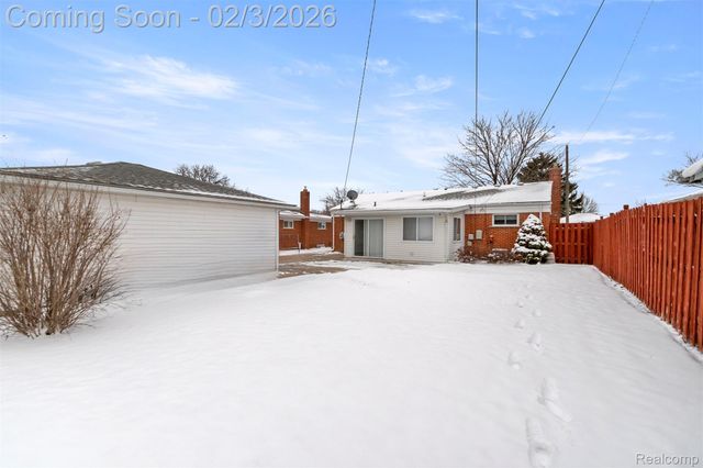 8512 Norborne Avenue, Dearborn Heights, MI 48127