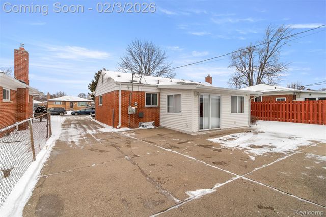 8512 Norborne Avenue, Dearborn Heights, MI 48127