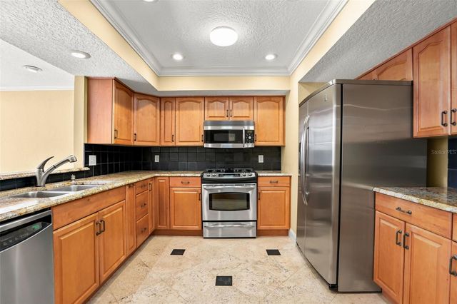 1134 WASHINGTON AVENUE 13C, Winter Park, FL 32789