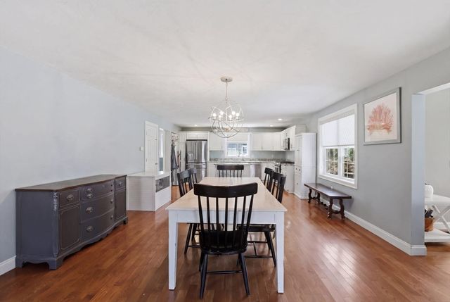 51 Three Rivers Dr, Kingston, MA 02364